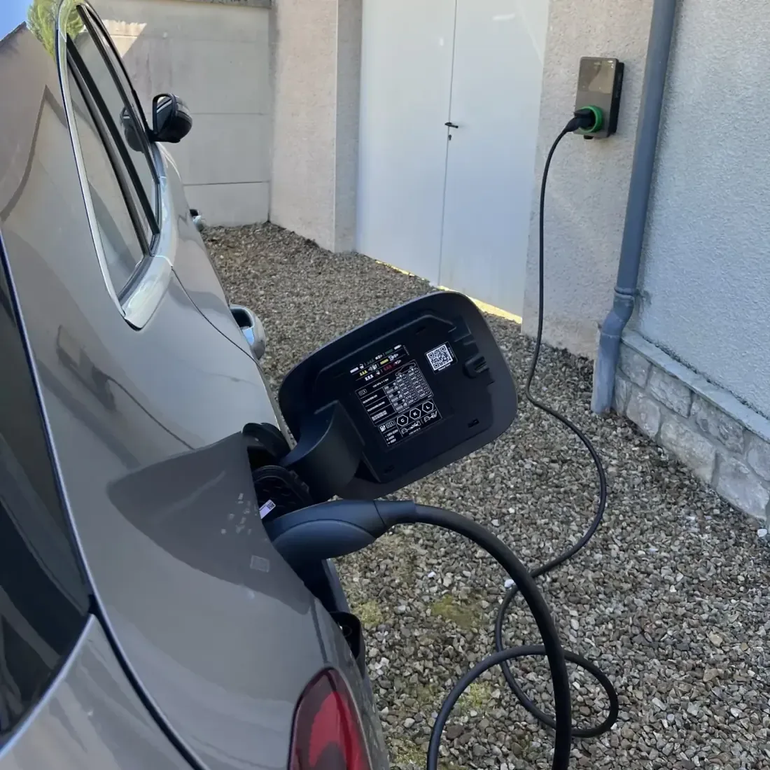 Borne de recharge IRVE à Aubervilliers